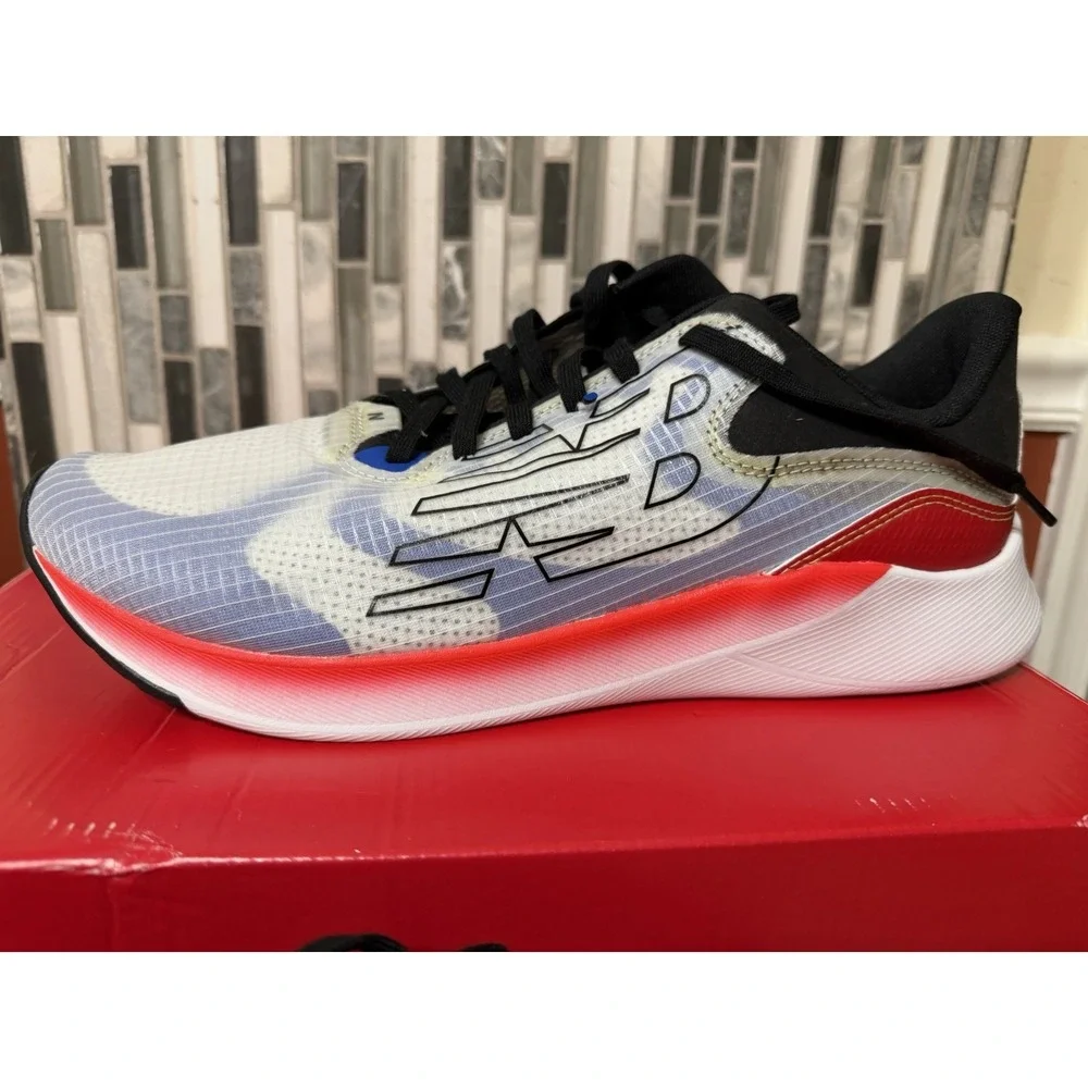 Size 12- New Balance Fresh‎ Foam 680v7 Eclipse